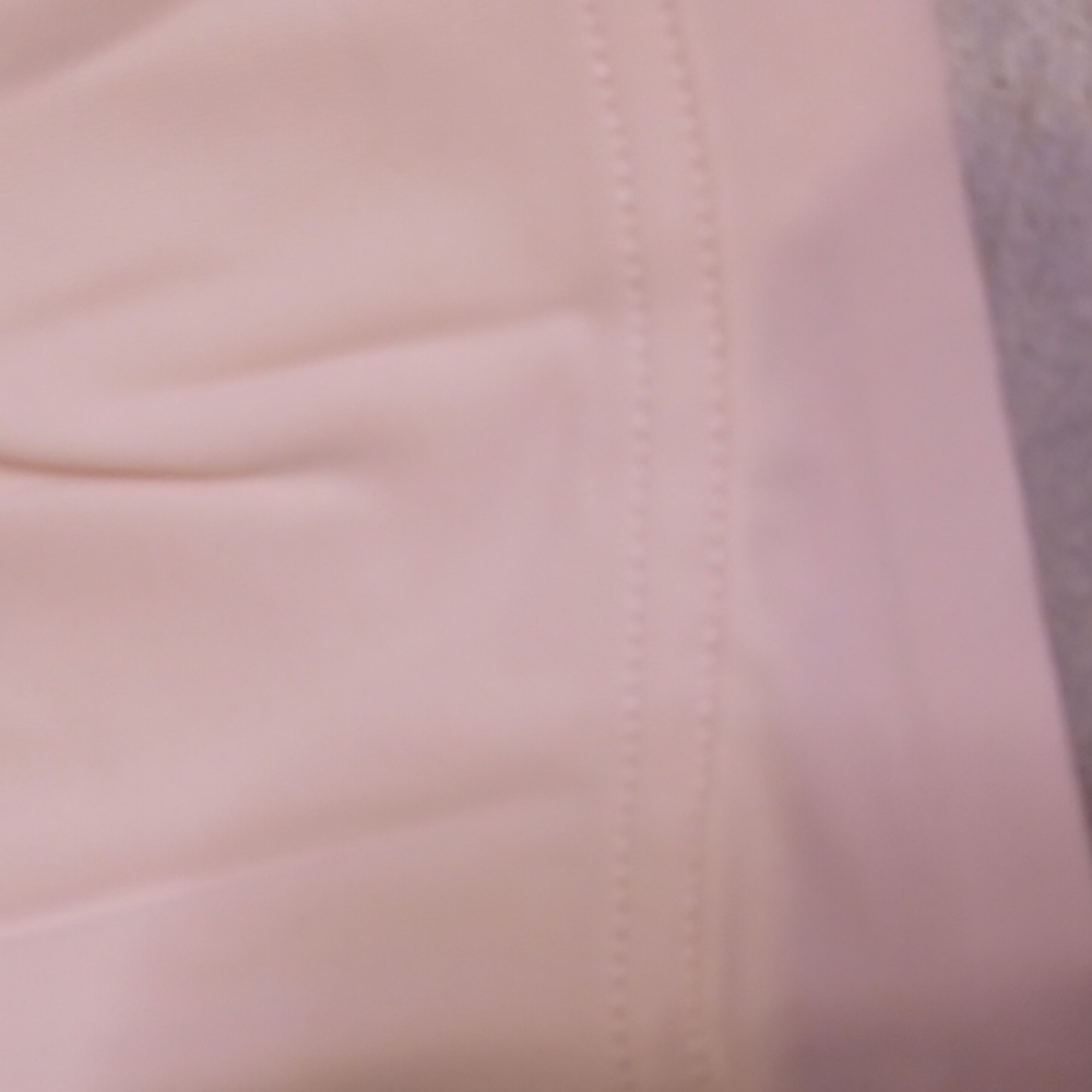 Ruby Ribbon Seamless Bra Shapewear - Picture 2 of 4